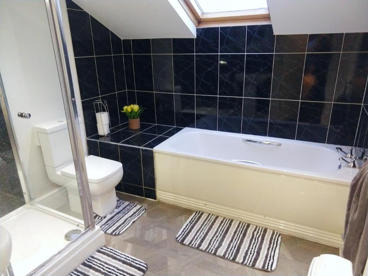 Derwent Street Apartment 3 - Self Contained - 2 Bed Self Catering Apartment Workington Eksteriør billede